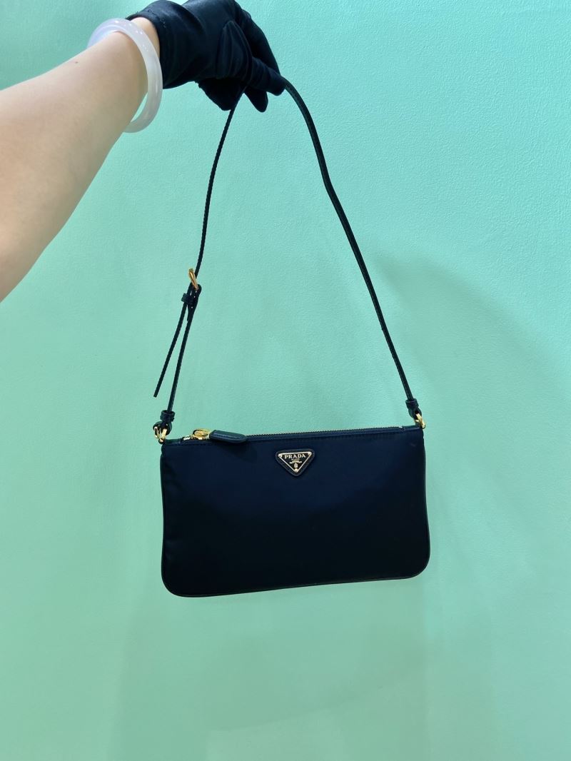 Pra*a hobo bags